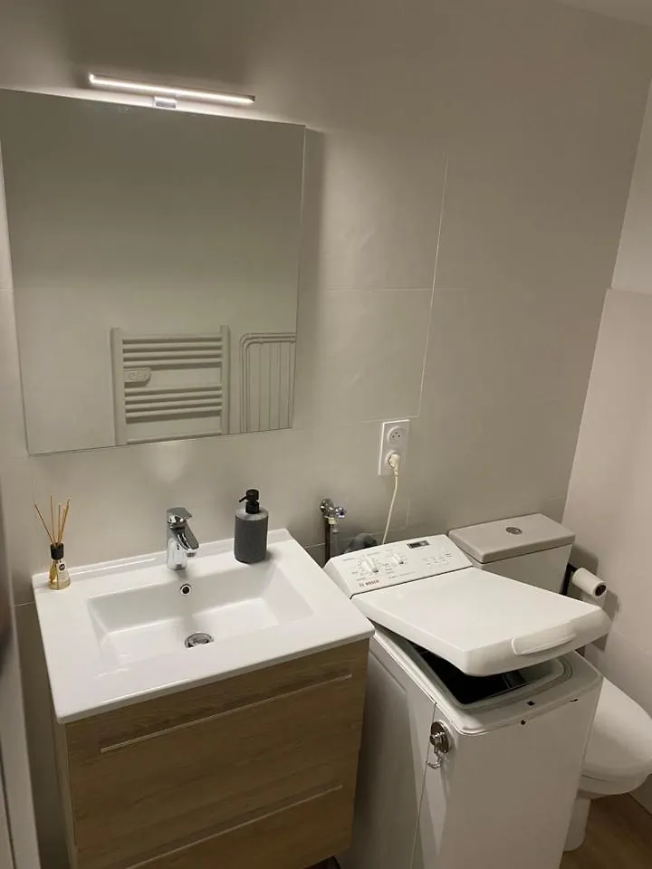 Apartment Appartement Moderne Proche Commerces Brest